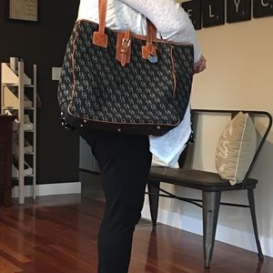 Dooney & Bourke Large Tote